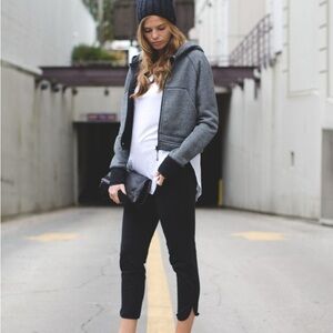 Lululemon Long & Short Of It Jacket
Heathered Speckled Black / Black 4